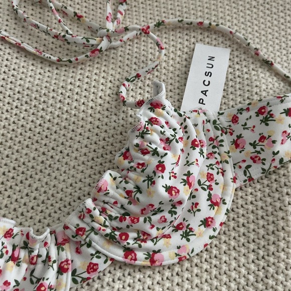 PacSun Floral Kimmy Lettuce Bikini size S - top and bottoms NWT - Picture 2 of 5